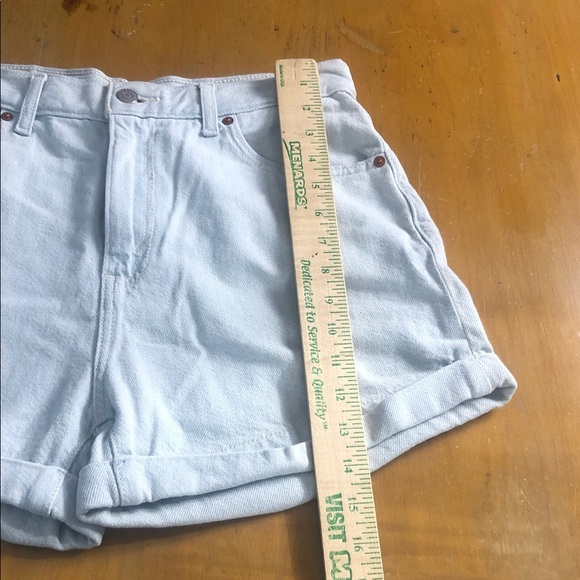 Levi’s Strauss A Line mom shorts 29 Light Blue Women's Denim Shorts - Picture 4 of 10
